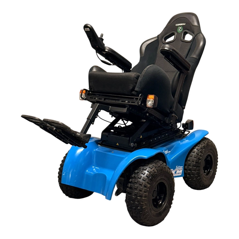 4x4 Akülü Sandalye Magic Mobility Extreme X8