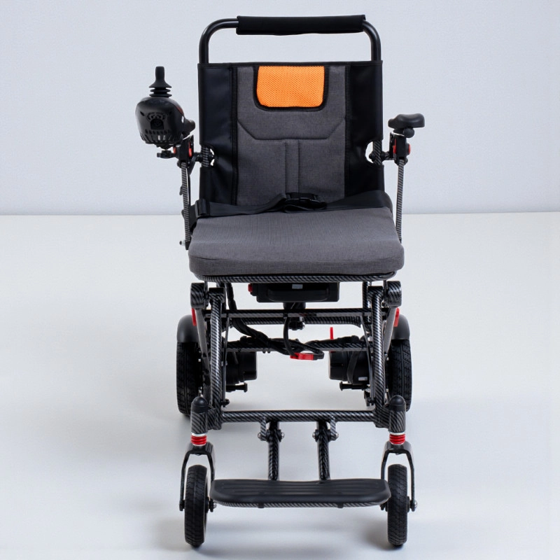 Poylin P198 Hafif Akülü Tekerlekli Sandalye