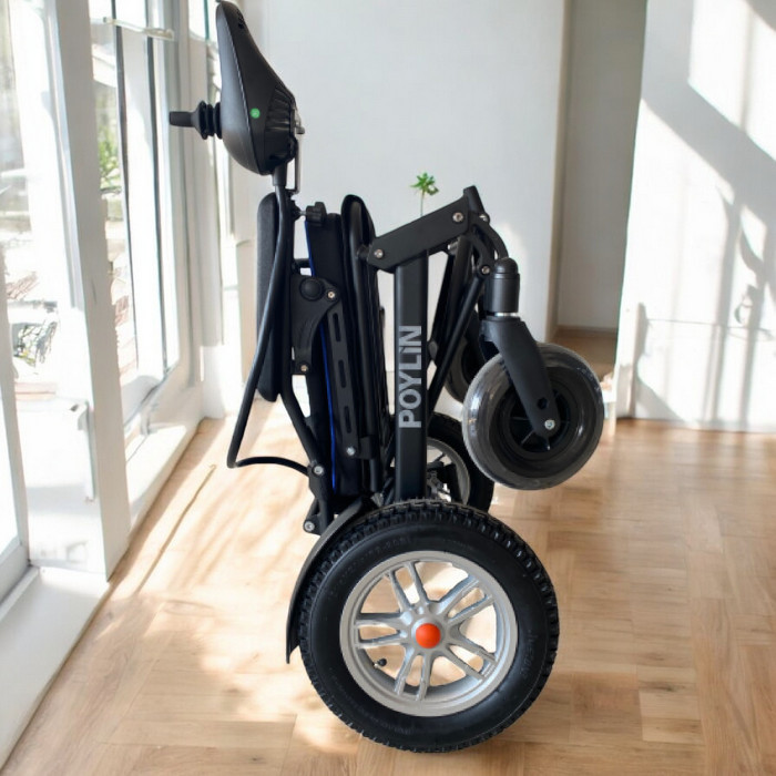 Poylin P205 Hafif Katlanabilir Akülü Tekerlekli Sandalye