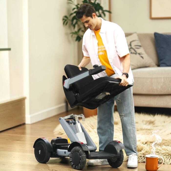 Poylin P213 XSTO M4 Katlanabilir Akülü Tekerlekli Sandalye