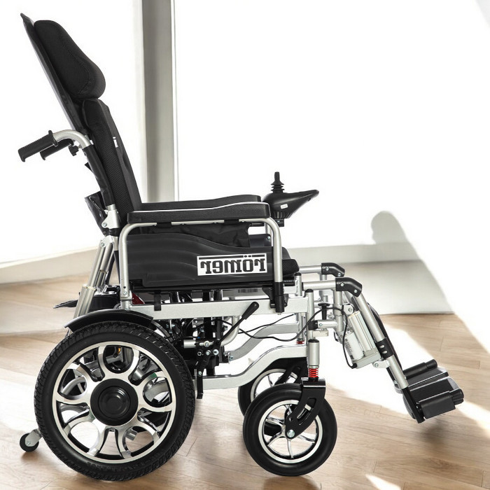 RÖMER R104 Pro Uzaktan Kumandalı Akülü Tekerlekli Sandalye