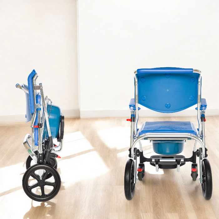 Römer R402 Tekerlekli Banyo Tuvalet Sandalyesi