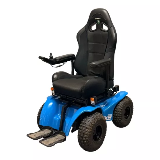 4x4 Akülü Sandalye Magic Mobility Extreme X8
