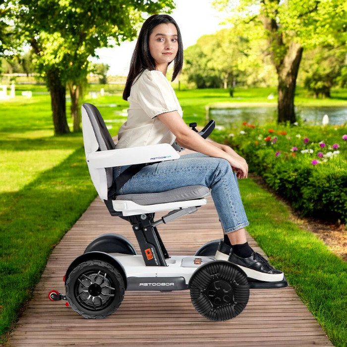 X40 Robooter Akülü Tekerlekli Sandalye